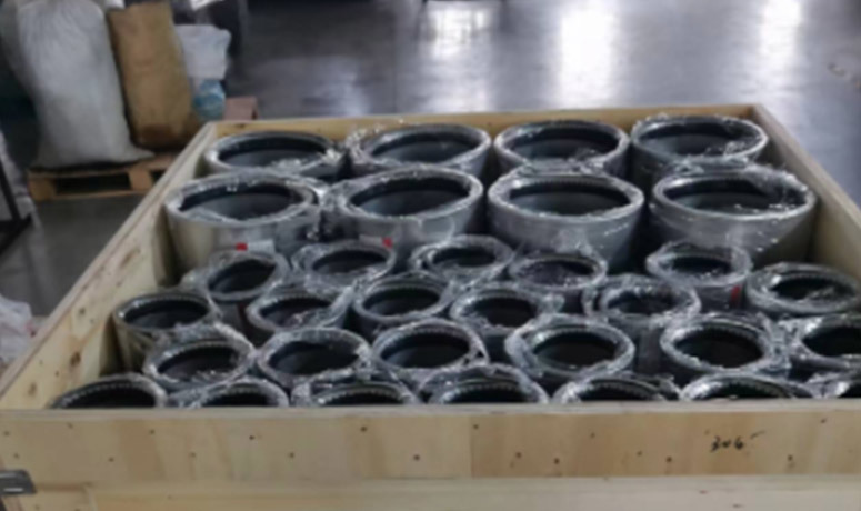 威海(hǎi)沧州电南五金制造有限公司包裝發貨照(zhao)片